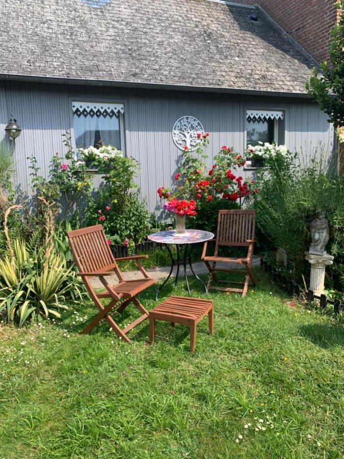 לינה וארוחת בוקר Livarot-Pays-d'Auge Dom'S Garden מראה חיצוני תמונה